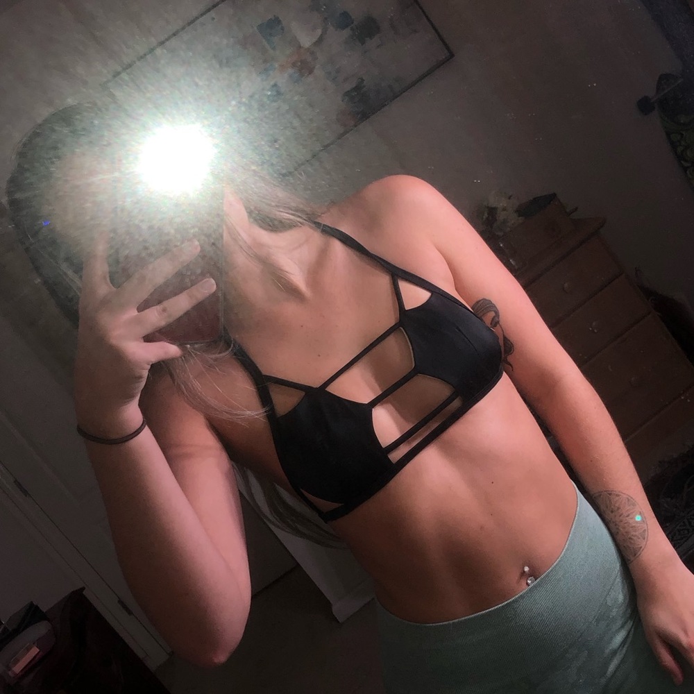 Bikini top